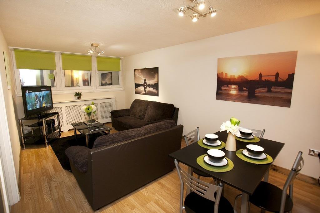 Victoria Centre Apartments In The Victoria Centre Shopping Centre - Nottingham City Centre - 24 Hour Access - Most Central Location, Kitchen - Sunday Check-Out 1Pm - Opposite Hilton By Restaurants & Shops - Outdoor Parking Cars Or Vans Five Pounds A Bagian luar foto