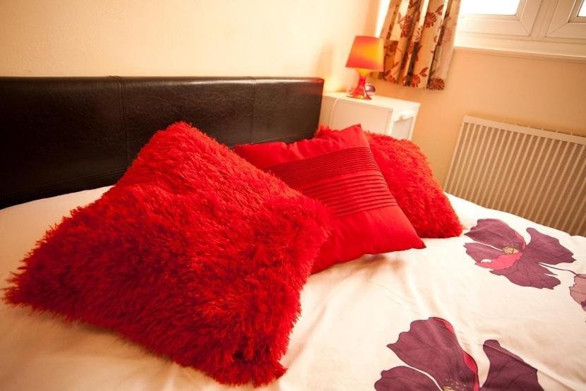 Victoria Centre Apartments In The Victoria Centre Shopping Centre - Nottingham City Centre - 24 Hour Access - Most Central Location, Kitchen - Sunday Check-Out 1Pm - Opposite Hilton By Restaurants & Shops - Outdoor Parking Cars Or Vans Five Pounds A Bagian luar foto