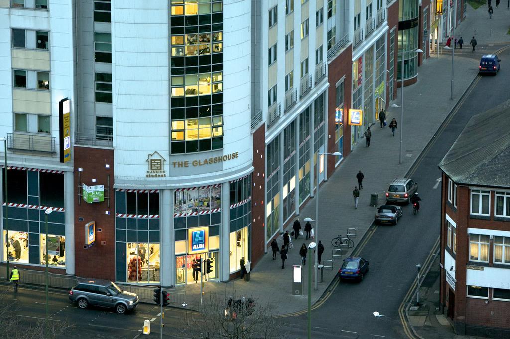 Victoria Centre Apartments In The Victoria Centre Shopping Centre - Nottingham City Centre - 24 Hour Access - Most Central Location, Kitchen - Sunday Check-Out 1Pm - Opposite Hilton By Restaurants & Shops - Outdoor Parking Cars Or Vans Five Pounds A Bagian luar foto