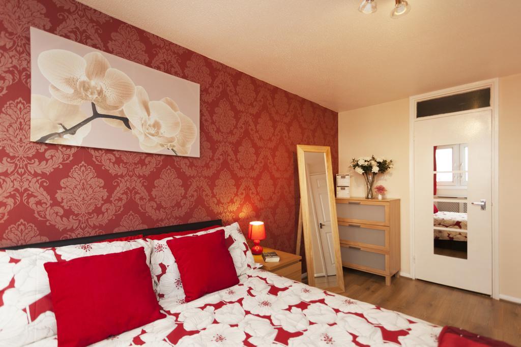 Victoria Centre Apartments In The Victoria Centre Shopping Centre - Nottingham City Centre - 24 Hour Access - Most Central Location, Kitchen - Sunday Check-Out 1Pm - Opposite Hilton By Restaurants & Shops - Outdoor Parking Cars Or Vans Five Pounds A Bagian luar foto