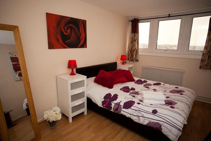 Victoria Centre Apartments In The Victoria Centre Shopping Centre - Nottingham City Centre - 24 Hour Access - Most Central Location, Kitchen - Sunday Check-Out 1Pm - Opposite Hilton By Restaurants & Shops - Outdoor Parking Cars Or Vans Five Pounds A Bagian luar foto