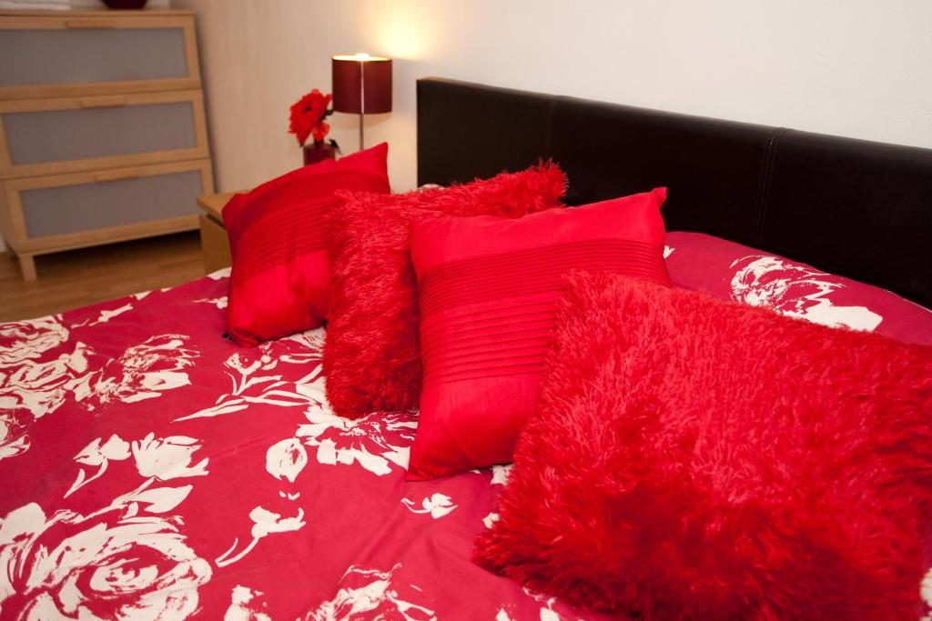 Victoria Centre Apartments In The Victoria Centre Shopping Centre - Nottingham City Centre - 24 Hour Access - Most Central Location, Kitchen - Sunday Check-Out 1Pm - Opposite Hilton By Restaurants & Shops - Outdoor Parking Cars Or Vans Five Pounds A Ruang foto
