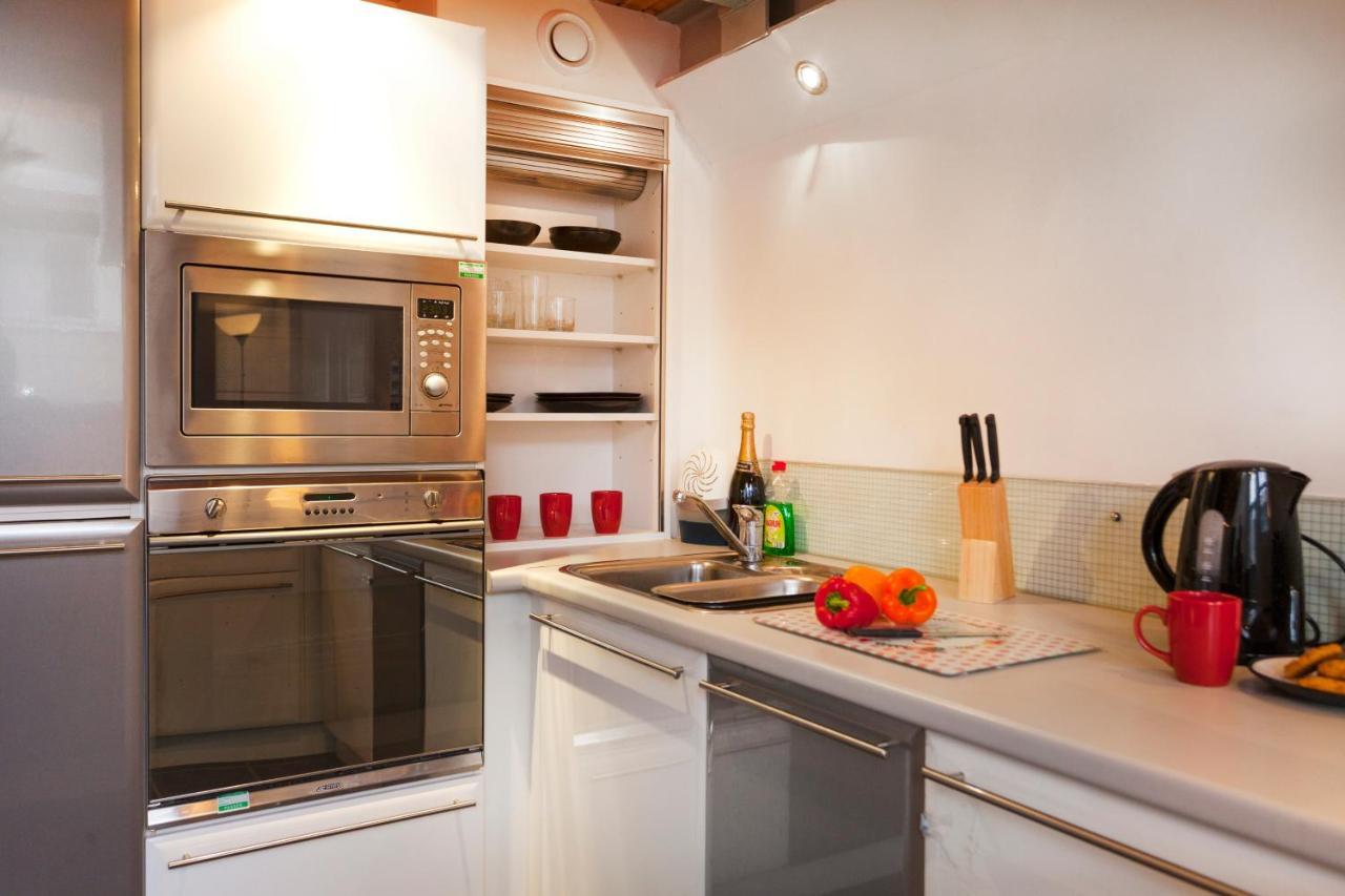 Victoria Centre Apartments In The Victoria Centre Shopping Centre - Nottingham City Centre - 24 Hour Access - Most Central Location, Kitchen - Sunday Check-Out 1Pm - Opposite Hilton By Restaurants & Shops - Outdoor Parking Cars Or Vans Five Pounds A Ruang foto