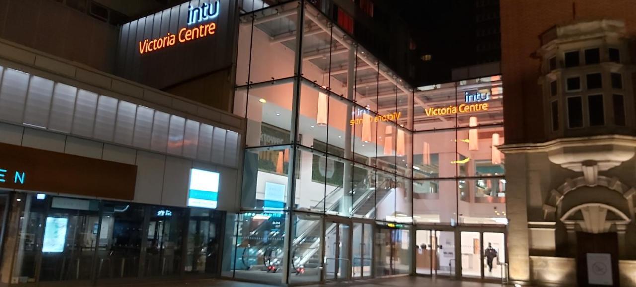 Victoria Centre Apartments In The Victoria Centre Shopping Centre - Nottingham City Centre - 24 Hour Access - Most Central Location, Kitchen - Sunday Check-Out 1Pm - Opposite Hilton By Restaurants & Shops - Outdoor Parking Cars Or Vans Five Pounds A Bagian luar foto